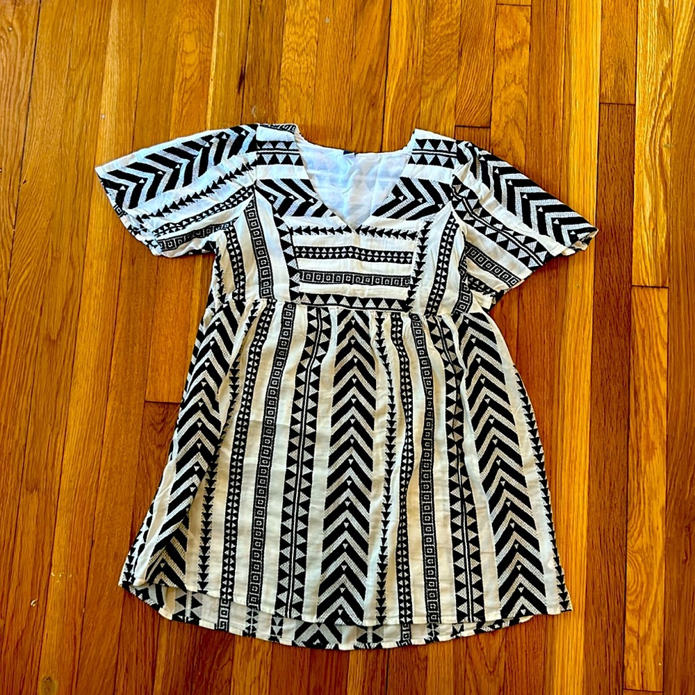 Old Navy mini swing dress, size petite small.